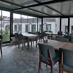 Otel Epoch Stone House 2*