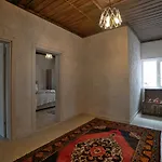 Otel Epoch Stone House