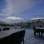Epoch Stone House Otel