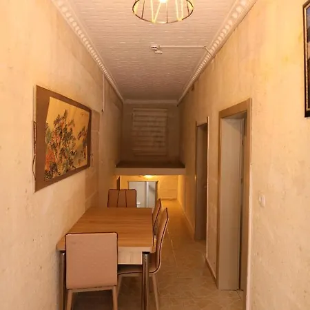 Epoch Stone House 2*