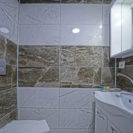 Epoch Stone House 2*