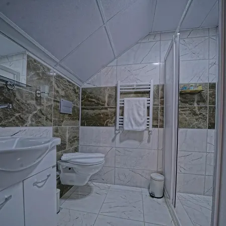 Otel Epoch Stone House 2*