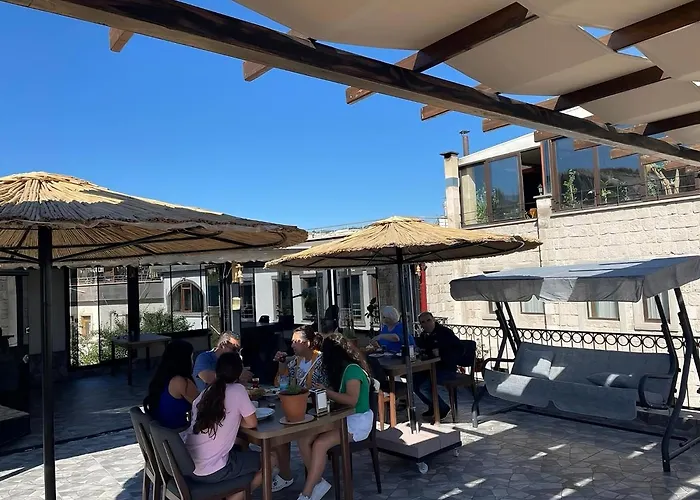 Hotel Epoch Stone House 2*