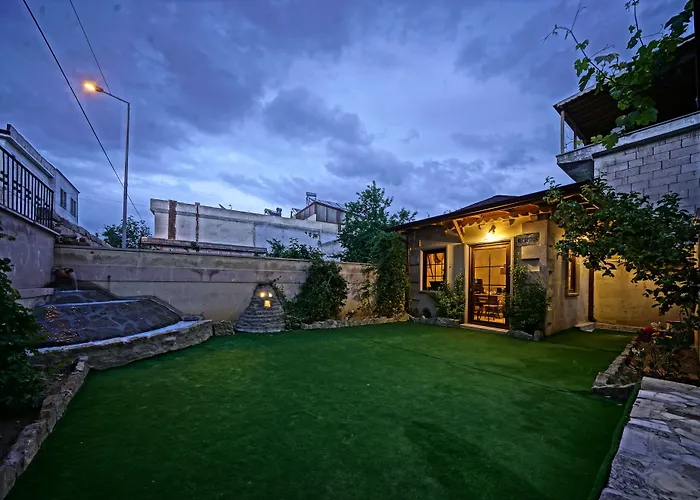 Epoch Stone House Hotel 2*